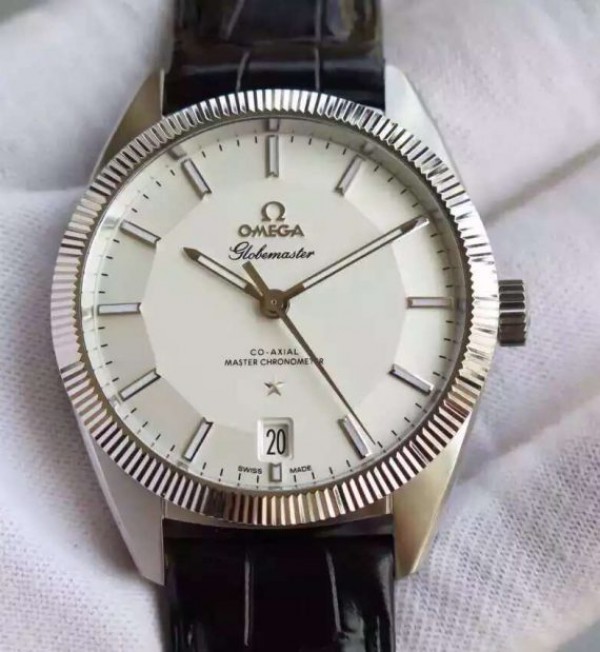 Replica Omega V6 Globemaster Master White Dial Leather Strap A8900