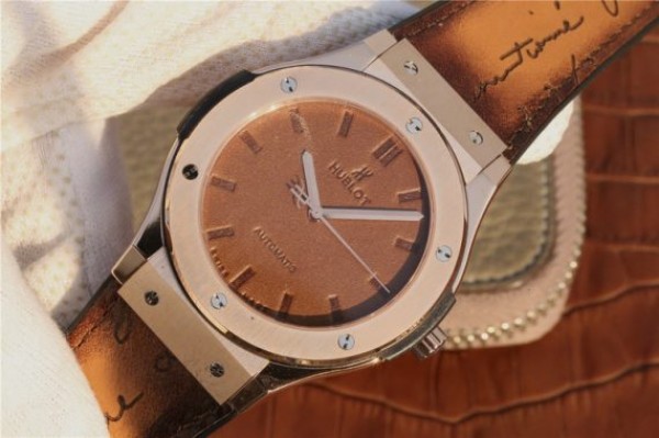 Replica Hublot Classic Fusion 45mm RG Berluti Scritto Brown Leather Dial Gummy Strap A2892