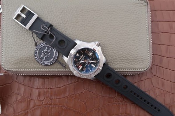 Replica Breitling Avenger II Seawolf SS GF Black Dial Black Rubber Strap A2824
