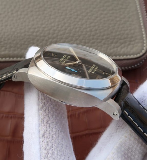 Replica Panerai ZF PAM1392 Black Dial Black Leather Strap P9010