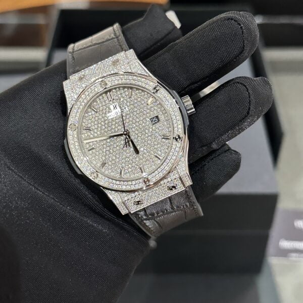 Hublot Replica Watch Classic Fusion Custom Full Moissanite Diamonds 42mm