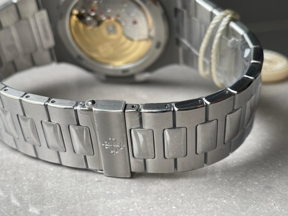 Replica PATEK PHILIPPE Nautilus 5711 40th Anniversary SS PPF 1:1 Best Edition Blue Dial on SS Bracelet A330