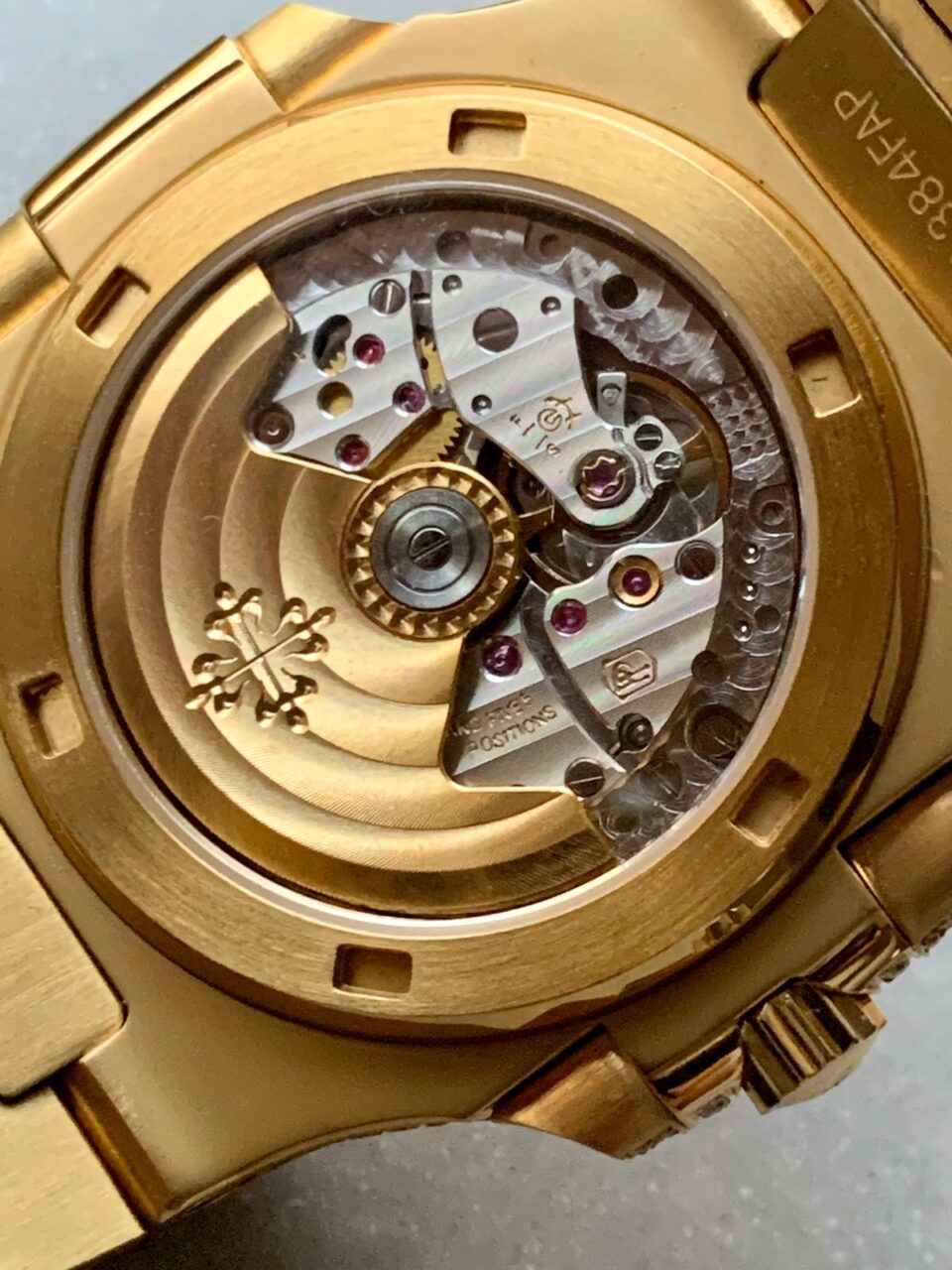 Replica PATEK PHILIPPE ICED Nautilus Jumbo 5711 YG TWF Full Paved Diamonds Dial Case and Bracelet A324