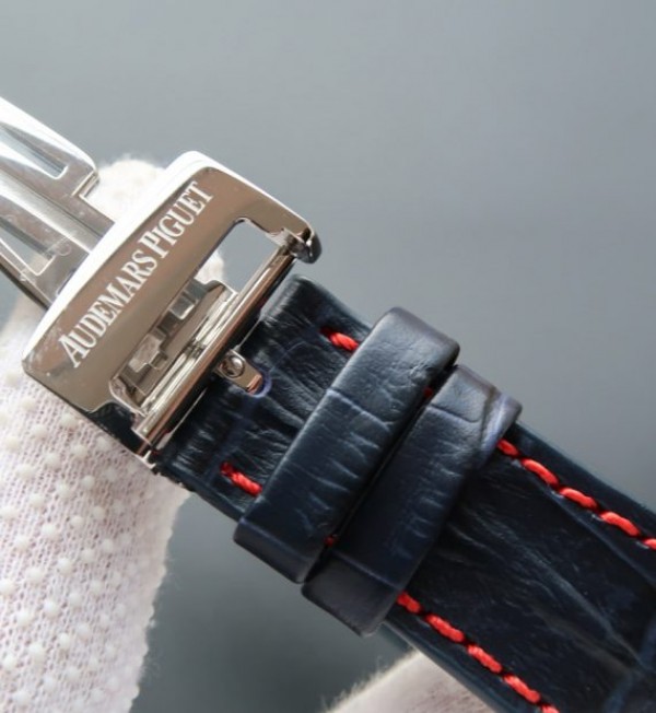 Replica Audemars Piguet Royal Oak Offshore Tour Auto 2012 JF
