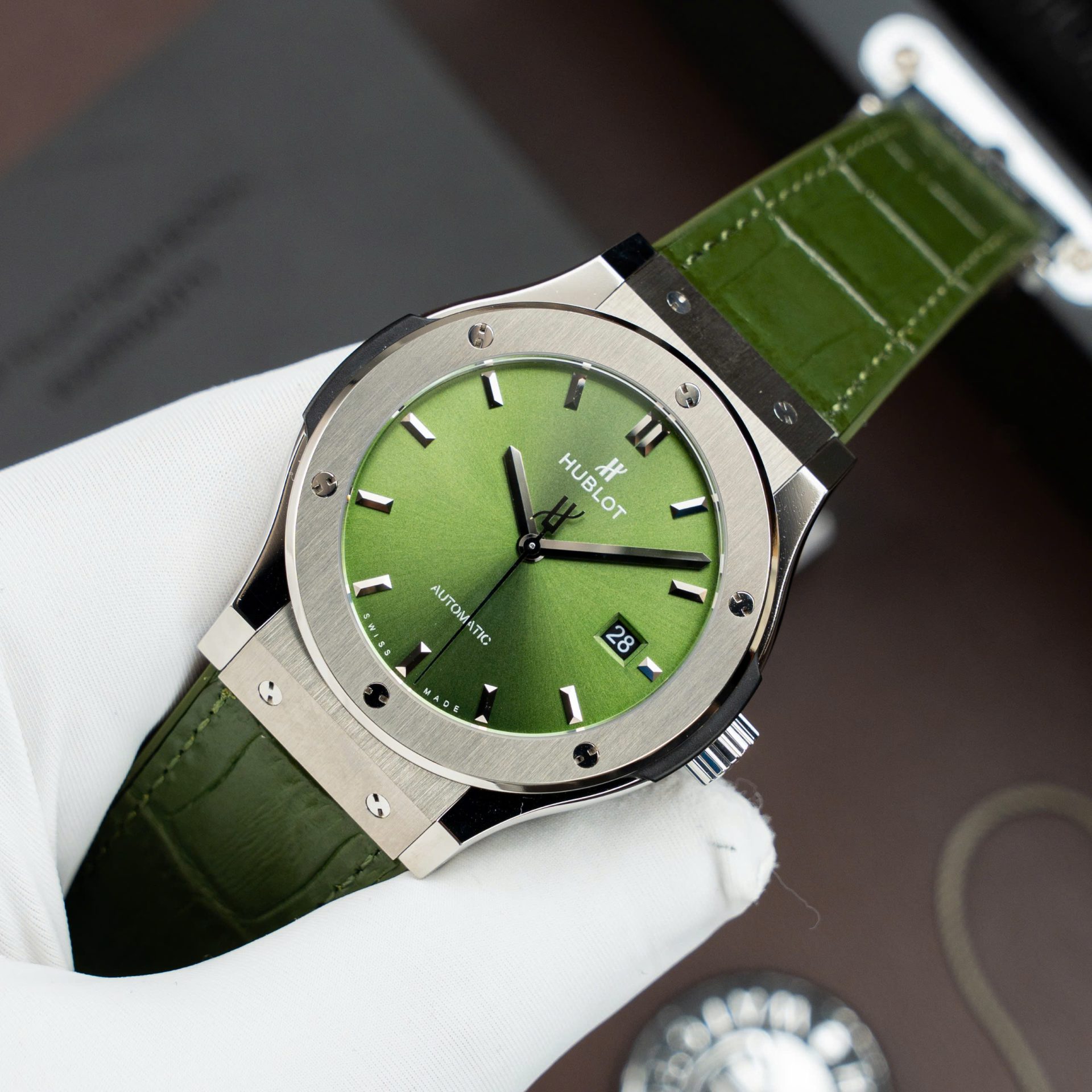 Hublot Classic Fusion Titanium Black Replica Watches Movement SW300 Weight 84 Gram 42mm