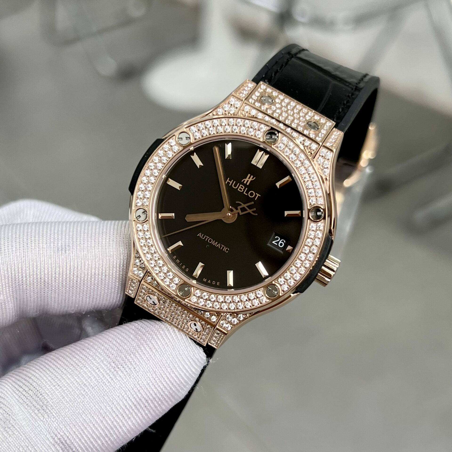 Hublot Replica Watch Classic Fusion King Gold With Diamonds Case HB Factory 38mm