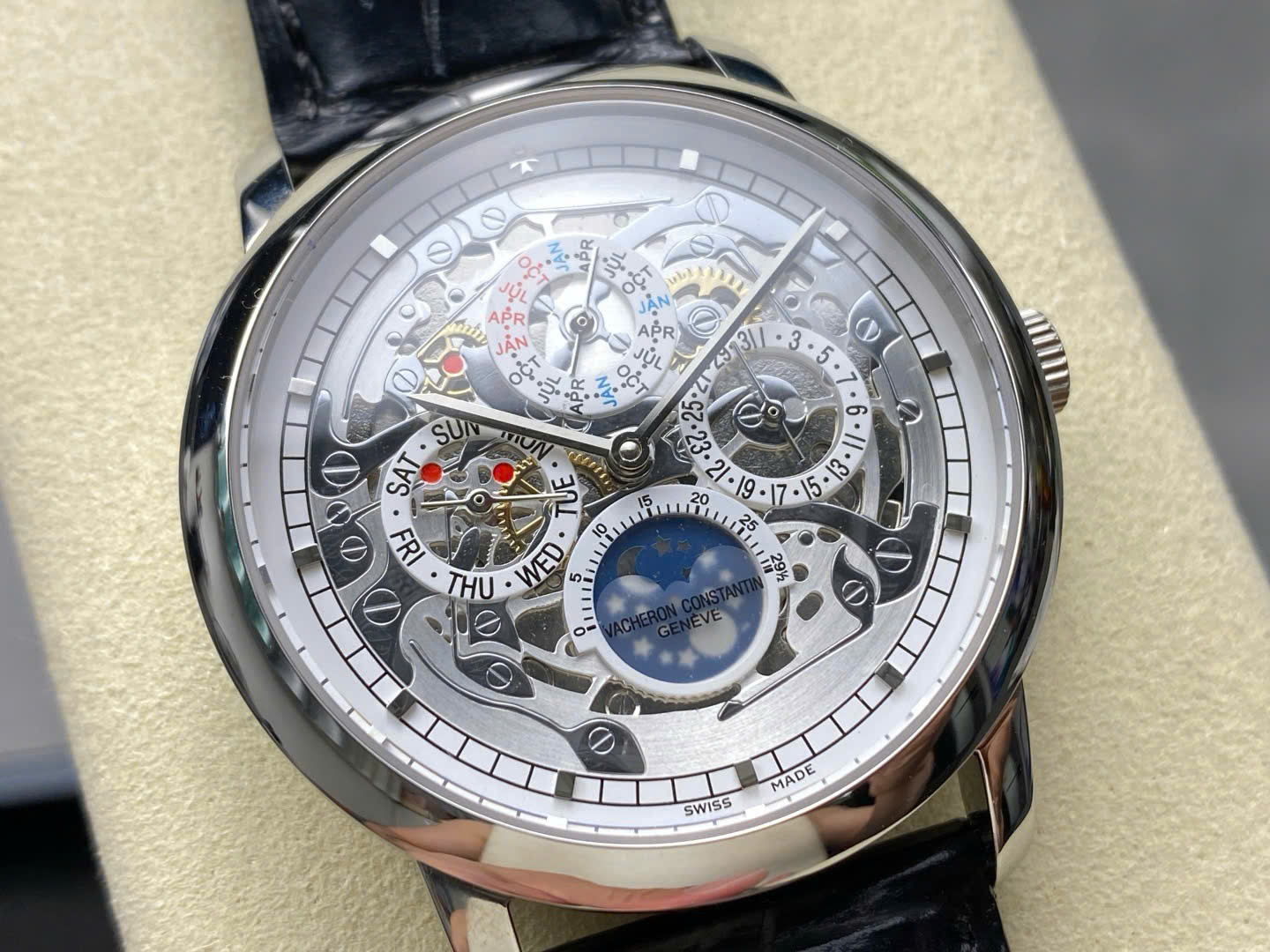 Vacheron Constantin Traditionnelle 43175 Replica Watch Mens Leather Strap 41mm