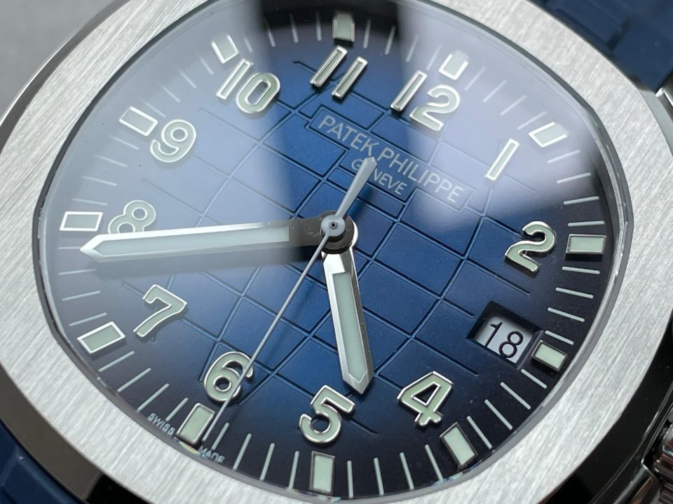 Replica PATEK PHILIPPE Aquanaut 5168G 42mm SS ZF 1:1 Best Edition Blue Dial on Blue Rubber Strap 324CS