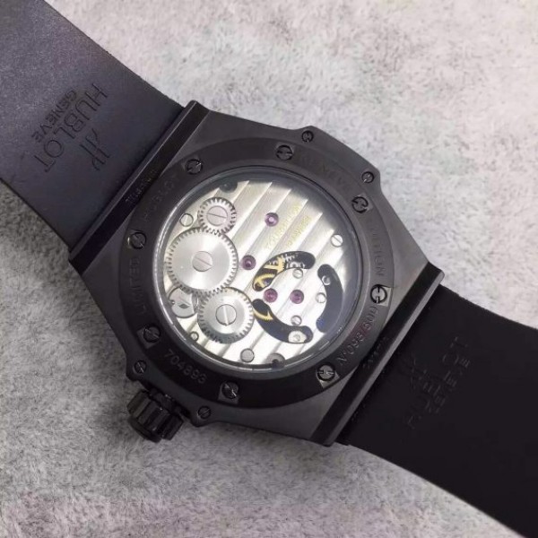 Replica Hublot Big Bang 44mm Vendome Real Tourbillon Ceramic Case Black Gummy