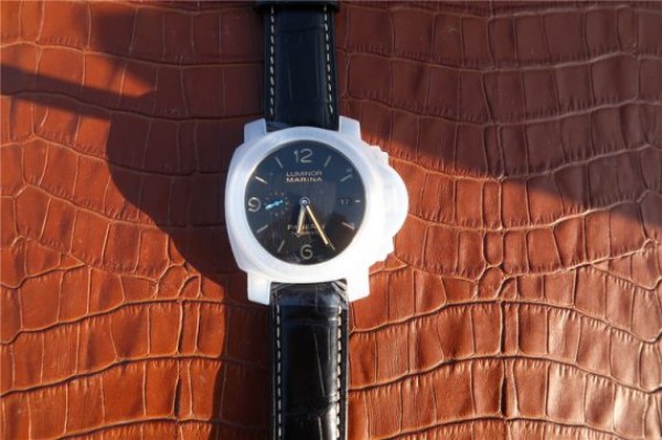 Replica Panerai PAM1312 XF Black Dial Black Leather Strap P9010
