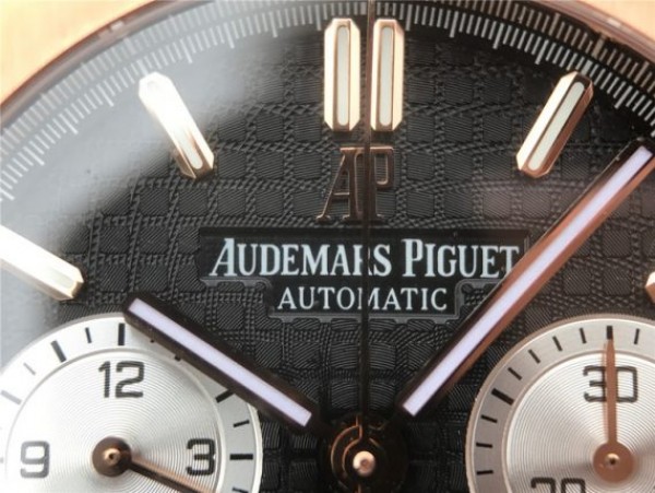 Replica Audemars Piguet Royal Oak Chronograph RG JHF Black/White Dial RG Bracelet A7750