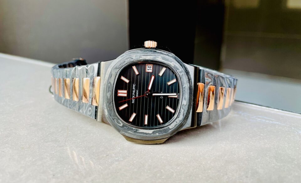 Replica PATEK PHILIPPE Nautilus 5711 DIW Carbon DIWF 1:1 Best Edition Black Textured Dial on Carbon/RG Bracelet 324CS