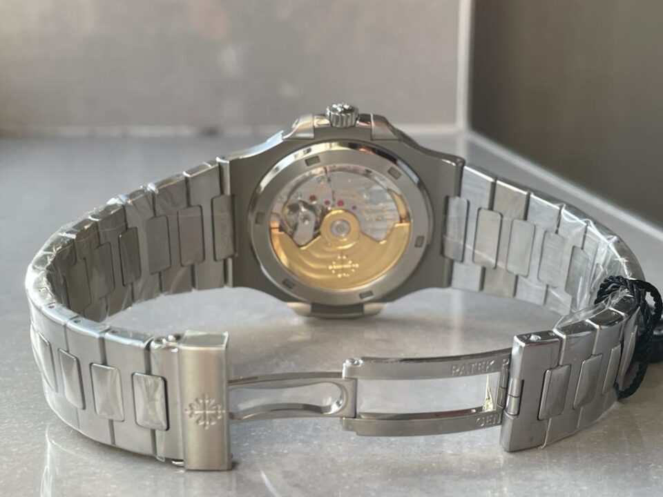 Replica PATEK PHILIPPE Nautilus 5711 PPF 1:1 Best Edition Gray Textured Dial on SS Bracelet 324CS