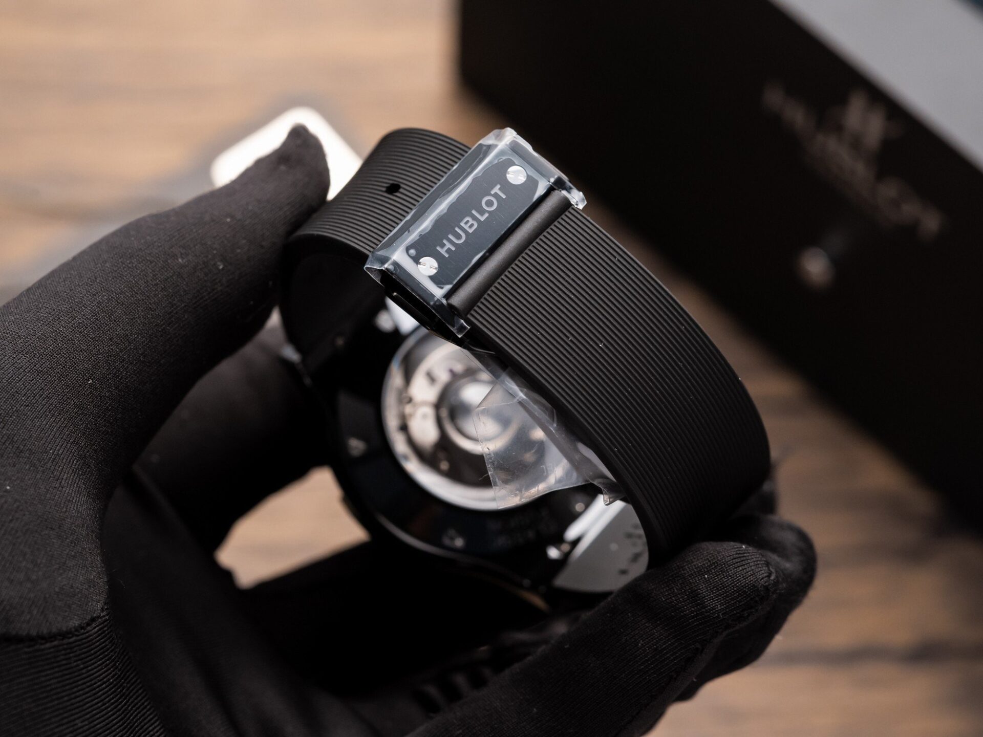 Hublot Classic Fusion Replica Watch Ceramic Carbon Dial Rubber Strap GSF 42mm