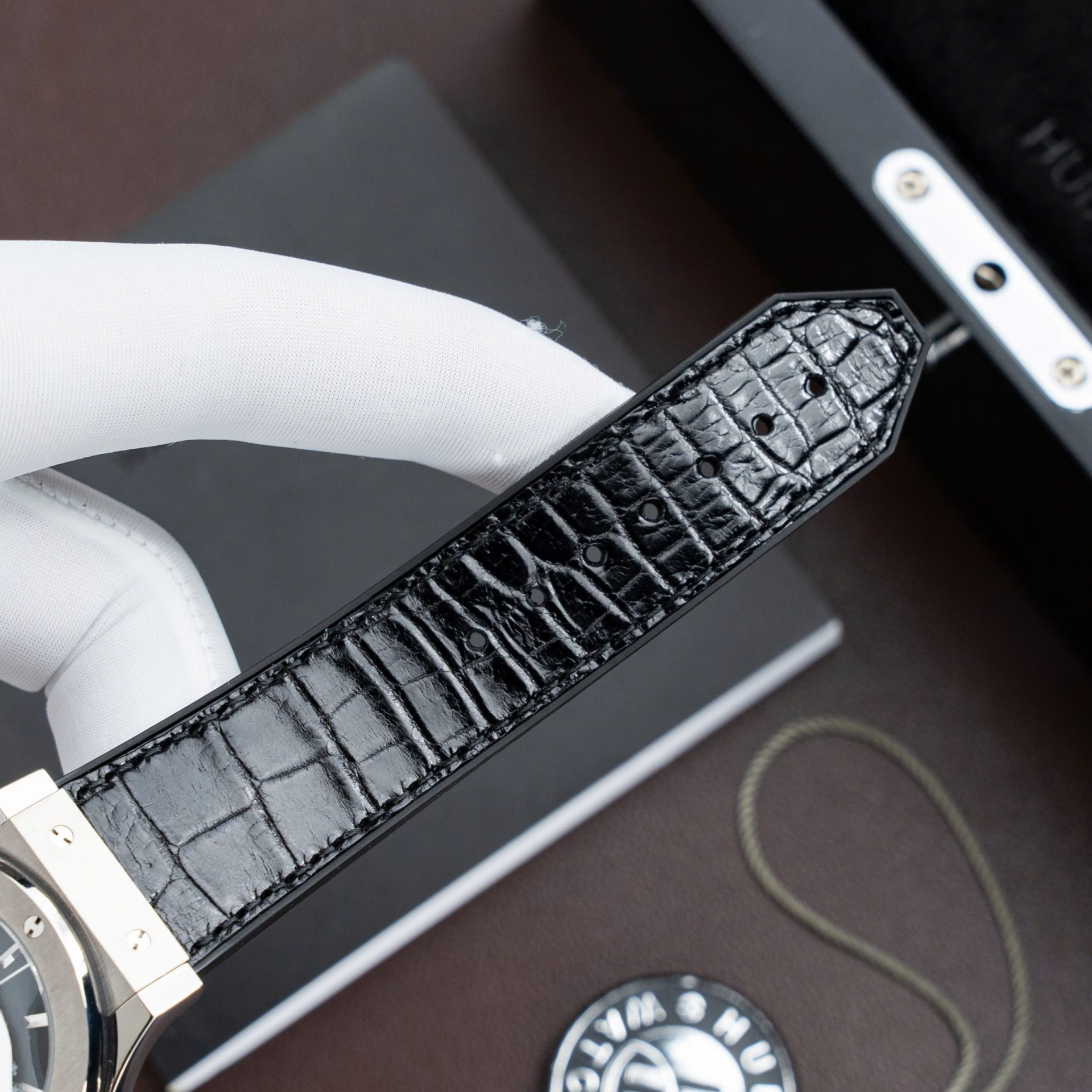 Hublot Classic Fusion Titanium Black Copies Watch Movement SW300 Weight 84 Gram Custom 42mm