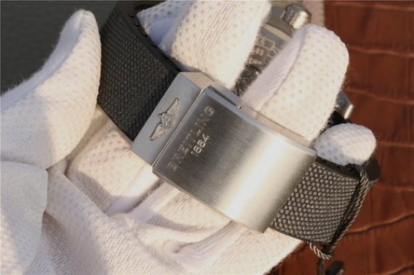 Replica Breitling Avenger Bandit Titanium GF Gray Dial Gray Nylon Strap A7750