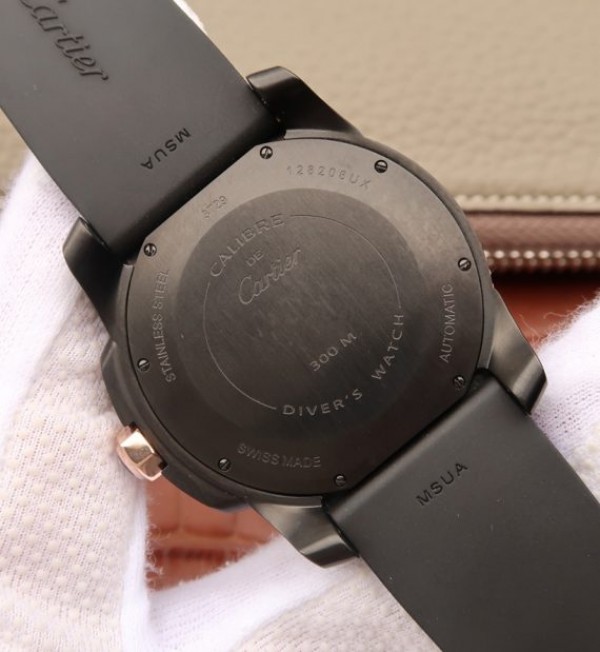 Replica Cartier JJF Calibre De Cartier Diver DLC Black Dial RG Bezel Black Rubber Strap A23J