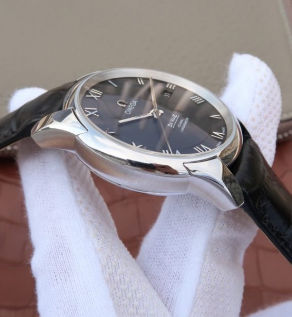 Replica Omega V6 De Ville 41mm SS Black Dial Black Leather Strap A8500