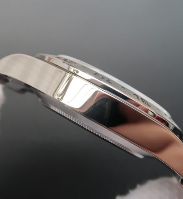 Replica Rolex EXPLORER II 42mm 216570 Noob White Dial A3187