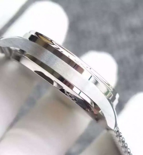 Replica IWC YL Portuguese IW5001 White Dial RG Markers
