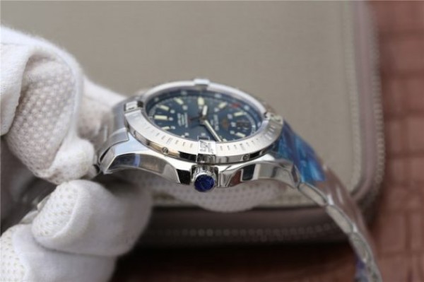 Replica Breitling Colt Automatic 44mm SS GF Blue Textured Dial SS Bracelet A2824