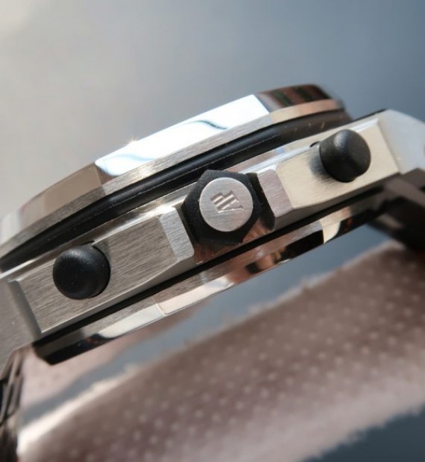 Replica Audemars Piguet JF Royal Oak Offshore Volcano Leather Strap A3126