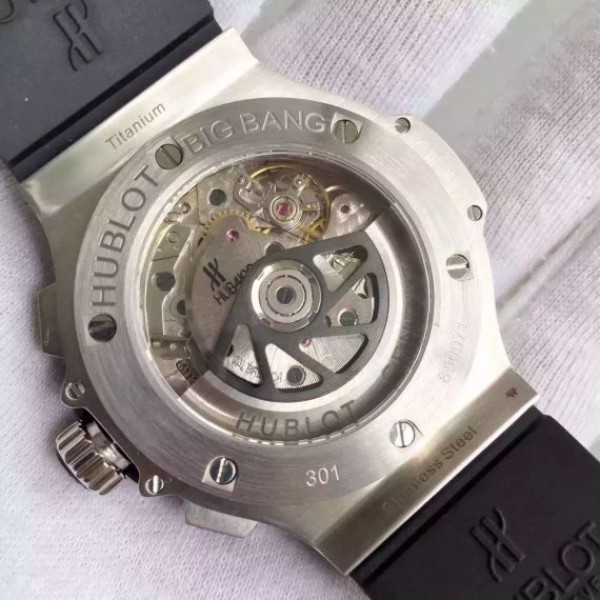 Replica Hublot Big Bang Full Pave Chrono Diamonds Dial Black Rubber Strap A7750