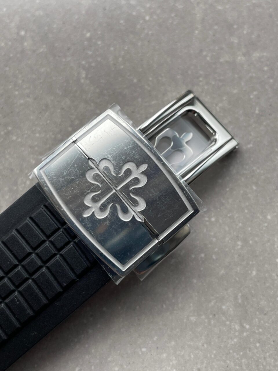 Replica PATEK PHILIPPE Aquanaut 5167 SS 3KF Best Edition Gray Dial on Black Rubber Strap A324 Super Clone V2