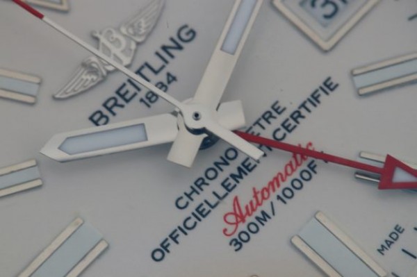 Replica Breitling Avenger GMT SS GF White Dial Black rubber Strap A2836