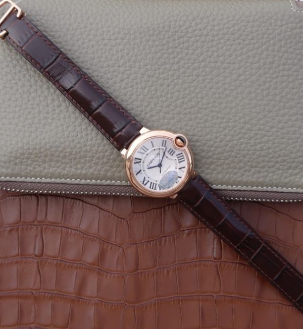 Replica Cartier V6 Ballon Bleu 36mm RG White Textured Dial Leather Strap