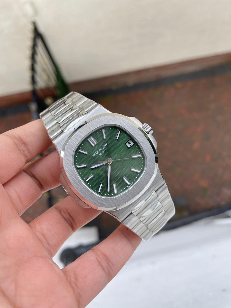 Replica PATEK PHILIPPE Nautilus 5711/1A PPF VF 1:1 Best Edition Green Textured Dial on SS Bracelet 324CS
