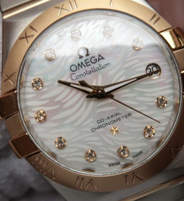 Replica Omega V6 Constellation 35mm SS White Dial Diamonds Markers RG Bezel A2500