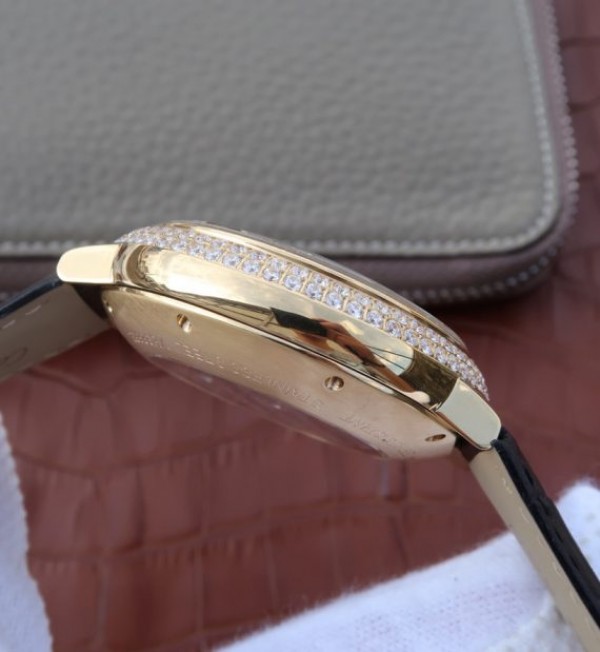 Replica Cartier Ballon Bleu De Cartier Chrono YG White Dial Diamonds Bezel A8101