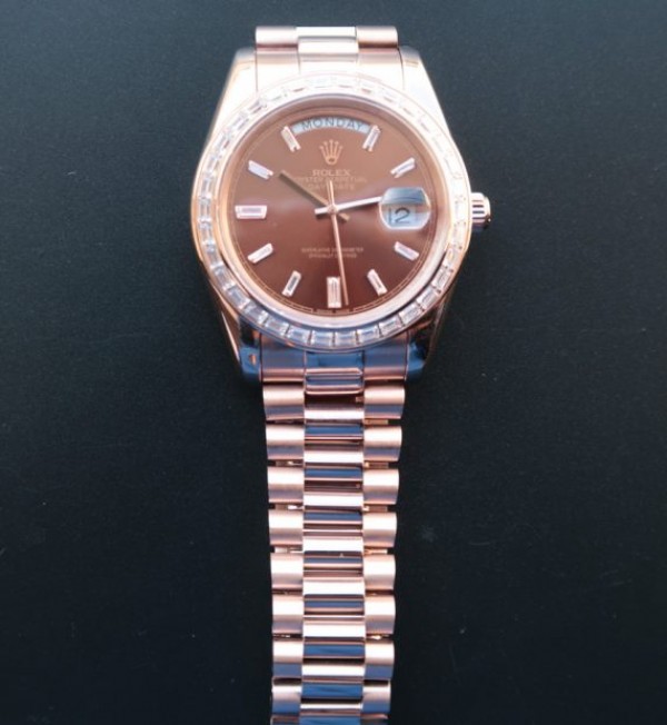 Replica Rolex Day-Date 41mm 218399 RG Brown Dial Diamonds Bezel RG Bracelet A3255