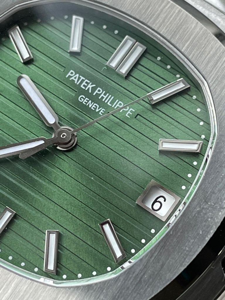Replica PATEK PHILIPPE Nautilus 5711/1A PPF VF 1:1 Best Edition Green Textured Dial on SS Bracelet 324CS