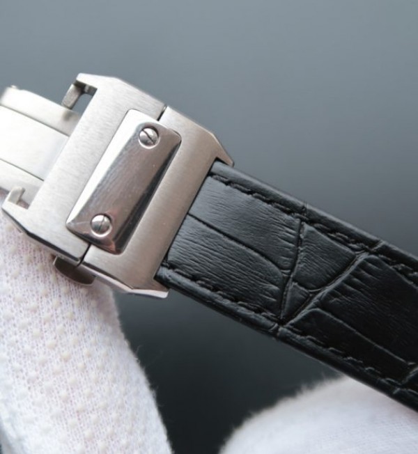 Replica Cartier V6 Santos 100 W20106X8 36mm White Dial Black Leather Strap A2824