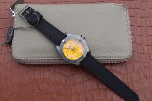 Replica Breitling Avenger II Seawolf PVD GF Yellow Dial Black Nylon Strap A2824