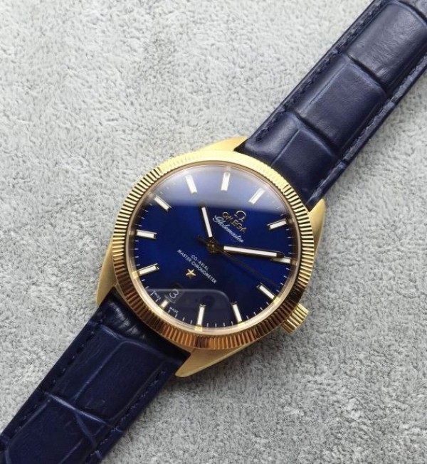 Replica Omega Globemaster Master Chronometer YG Case Blue Dial Leather Strap A8900