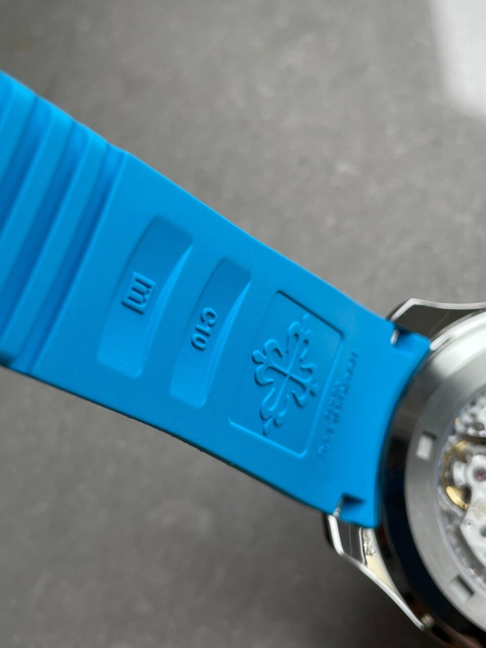 Replica PATEK PHILIPPE Aquanaut 5168G 42mm SS 3KF 1:1 Best Edition Black Dial on Light Blue Rubber Strap A324 V2