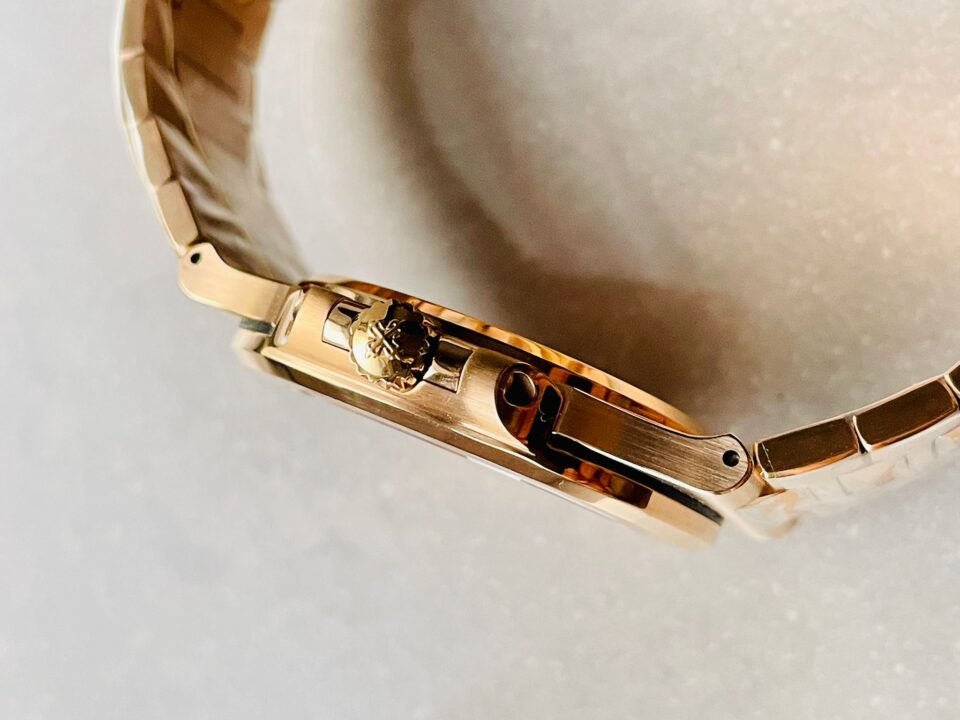 Replica PATEK PHILIPPE Nautilus 5711 3KF 1:1 Best Edition Grey Dial on YG Bracelet A324 V2