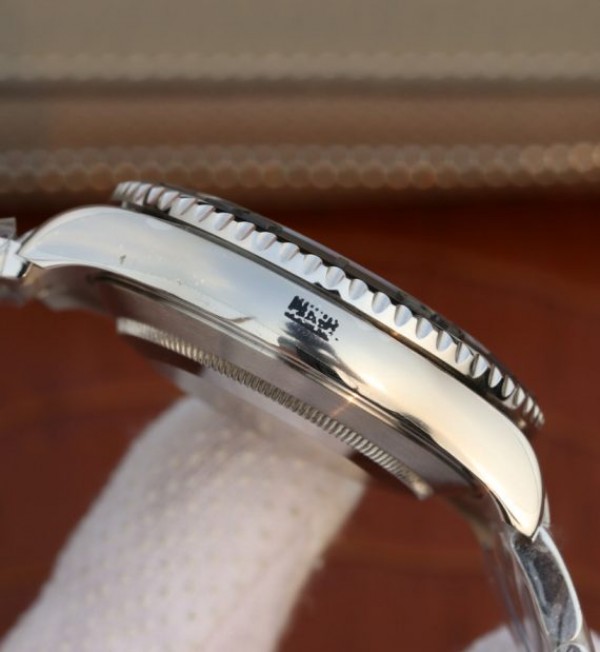 Replica Rolex Yacht-Master 116622 EW Black Dial SS Bracelet A3135