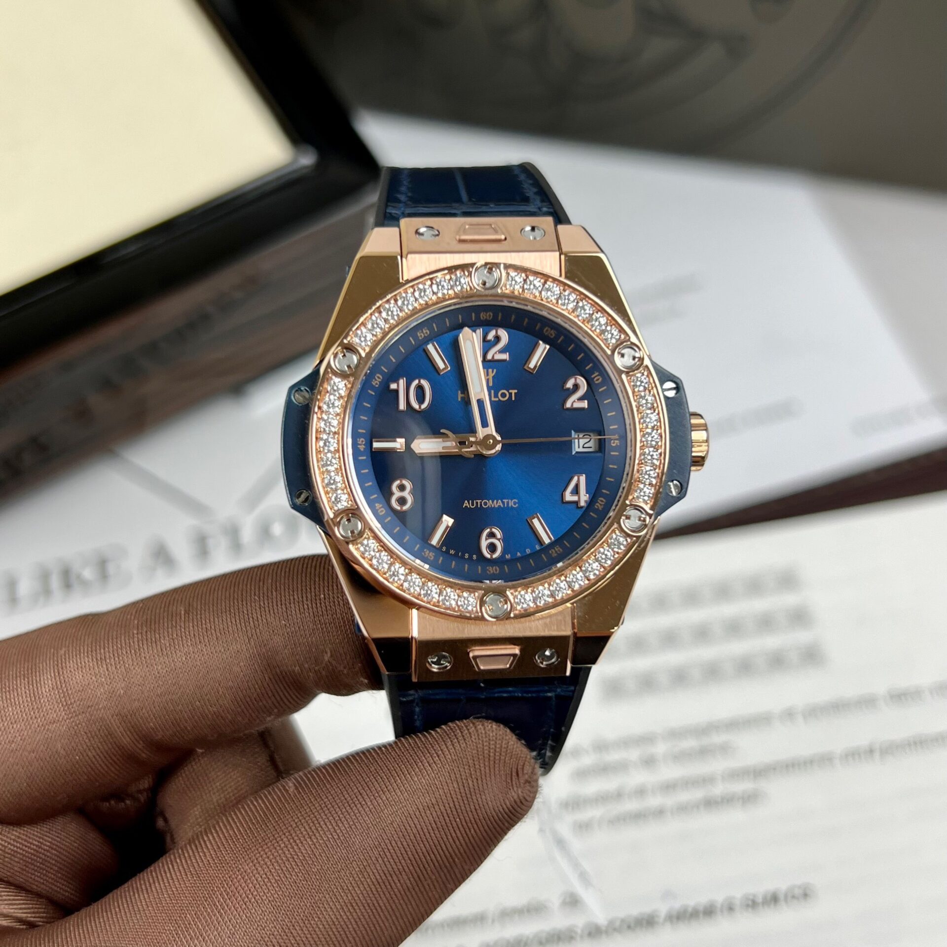 Hublot One Click King Gold Replica Watch With Blue Dial Moissanite 39mm