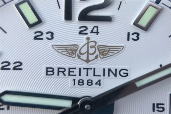 Replica Breitling Colt Automatic 44mm SS GF White Textured Dial SS Bracelet A2824