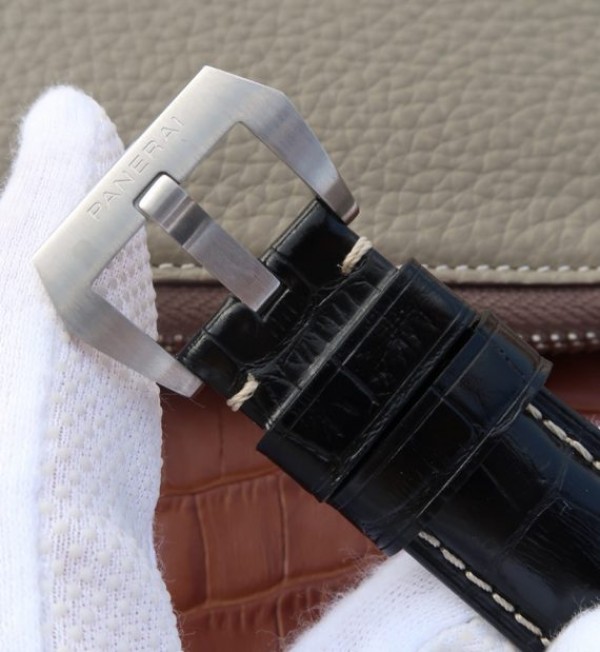 Replica Panerai ZF PAM1392 Black Dial Black Leather Strap P9010