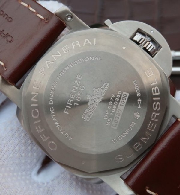 Replica Panerai JF Luminor Submersible PAM569 Titanium