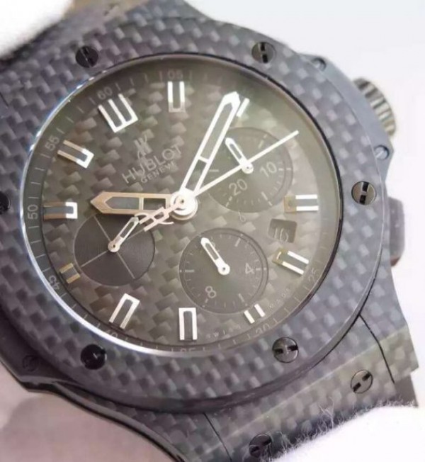 Replica Hublot V6 Big Bang Full Carbon Fiber CF Dial HUB4104