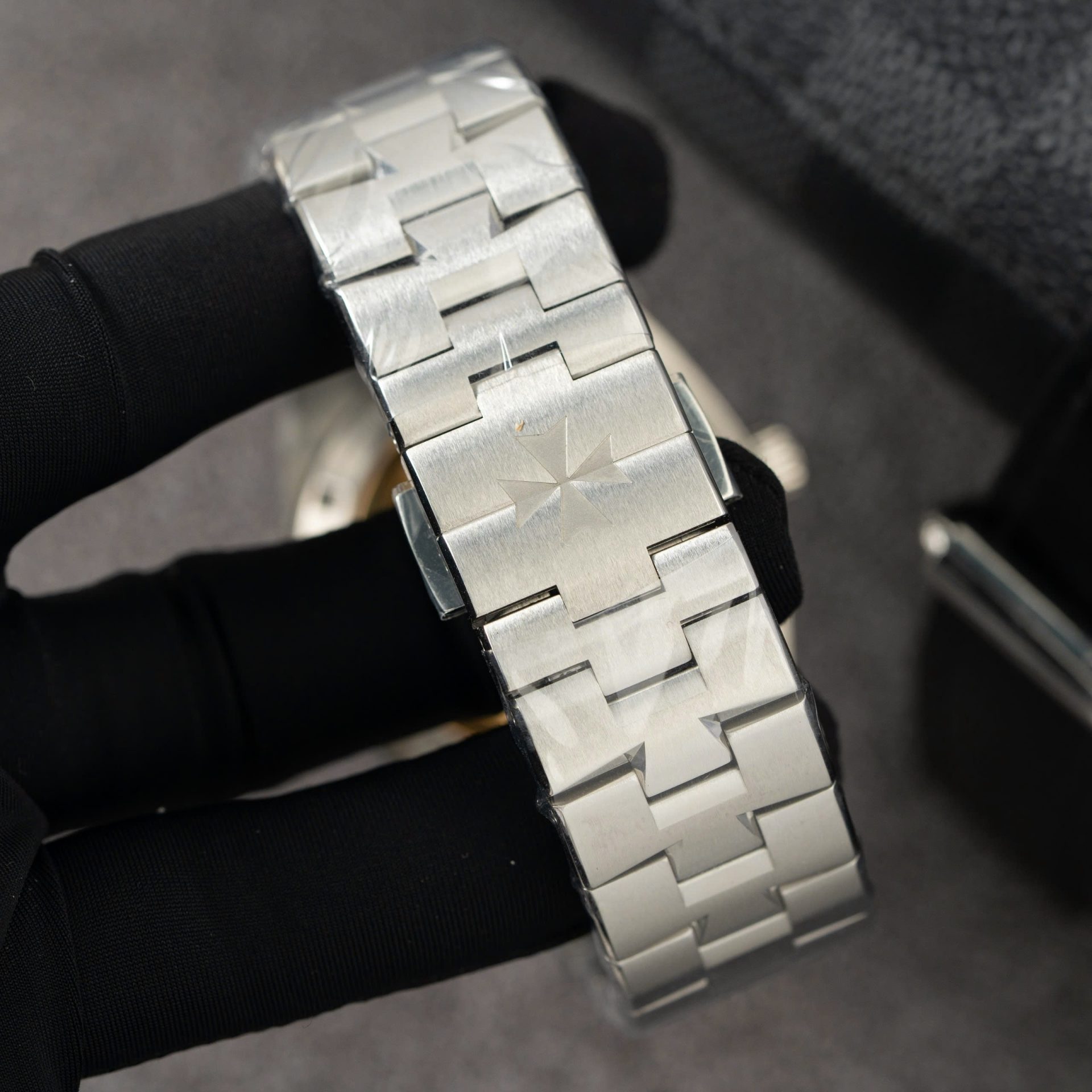 Vacheron Constantin Overseas 4500V Replica Watch Green Dial PPF Factory 41mm