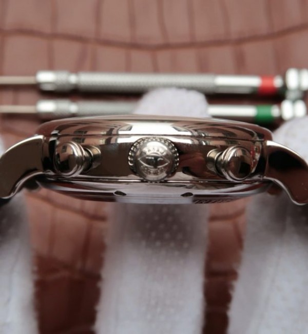 Replica IWC Portofino Chrono IW391001 White Dial Leather Strap