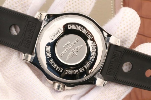 Replica Breitling SuperOcean  II 44mm GF Black Dial Black Rubber Strap A2824