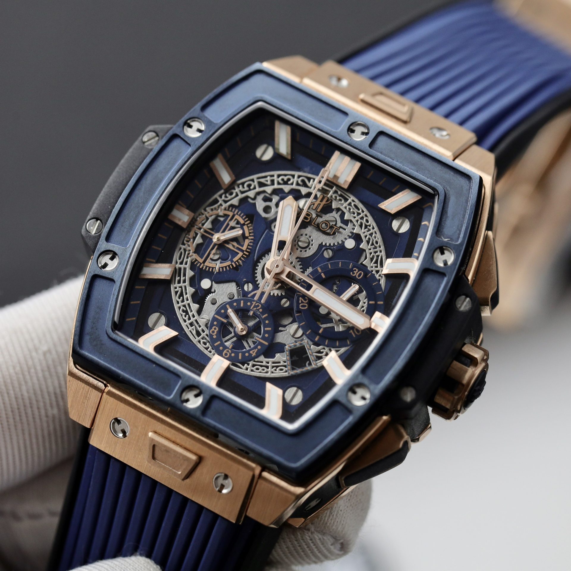 Hublot Replica Watches Spirit Of Big Bang King Gold Bezel Ceramic Blue 42mm